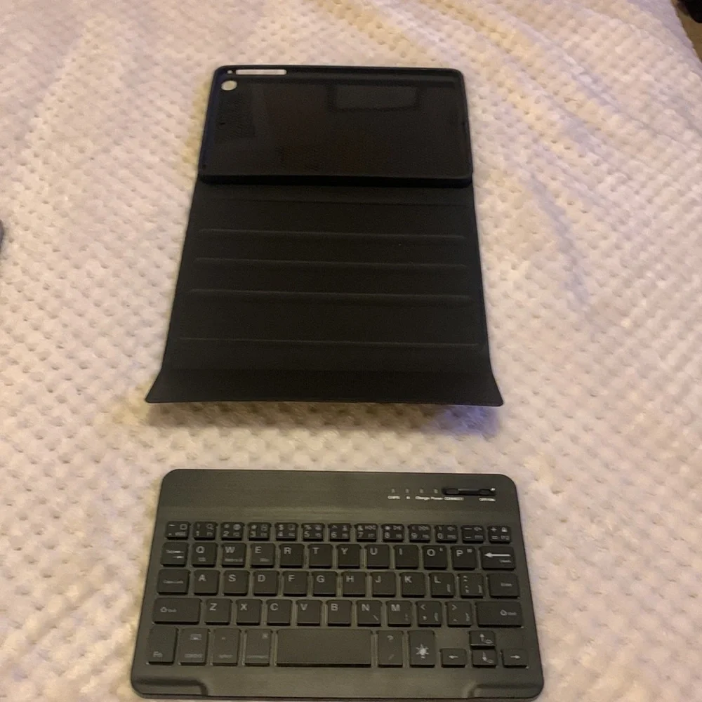 iPad mini 4th generation keyboard wireless